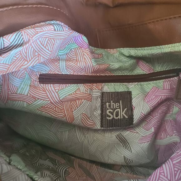 The Sak Brown Basketweave‎ Large Crossbody Purse BAG Gold Studded LEATHER Hobo - Picture 8 of 11